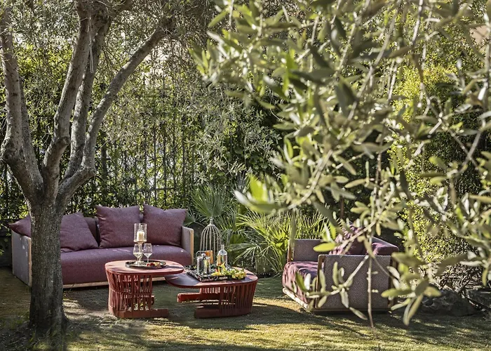 Luxury Private Garden Near Piazza Di Spagna * Řím
