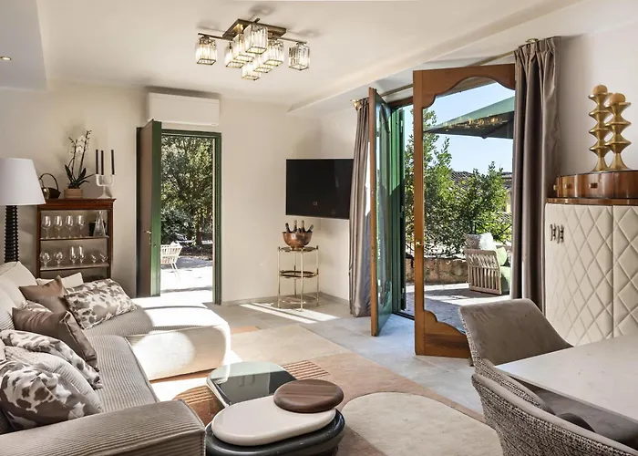 Luxury Private Garden Near Piazza Di Spagna * Rzym