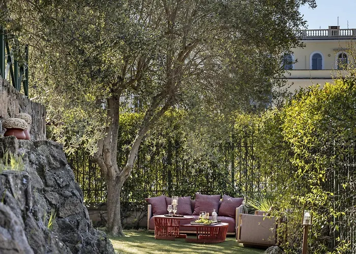 Luxury Private Garden Near Piazza Di Spagna Vila Řím
