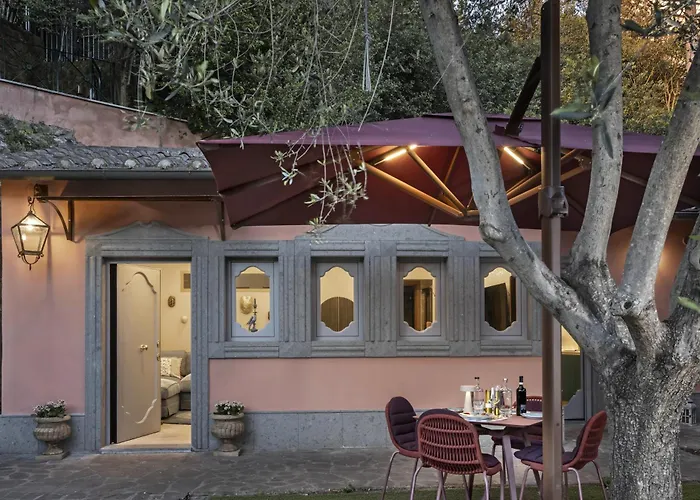 Luxury Private Garden Near Piazza Di Spagna Willa Rzym