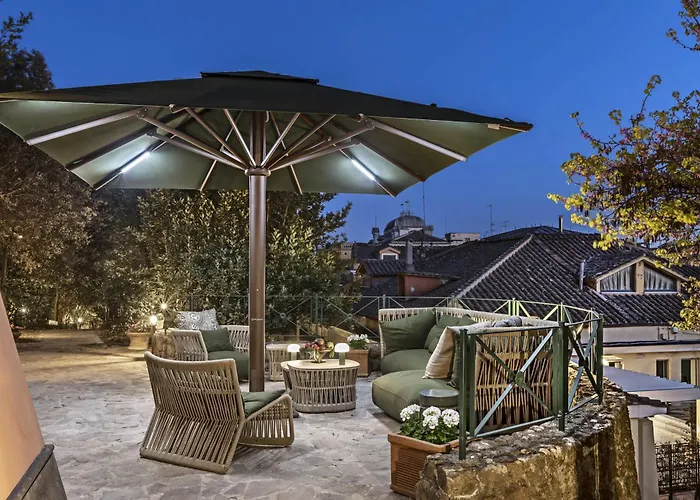 Luxury Private Garden Near Piazza Di Spagna Rzym